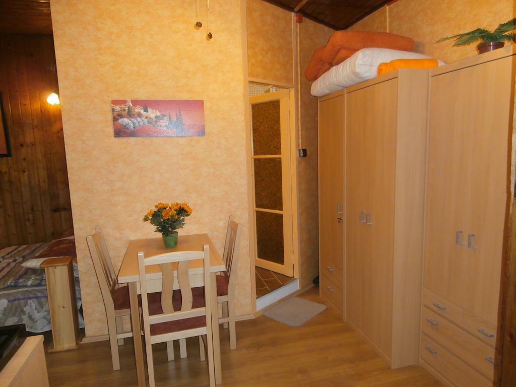 Budahome Apartments Budapest Rum bild